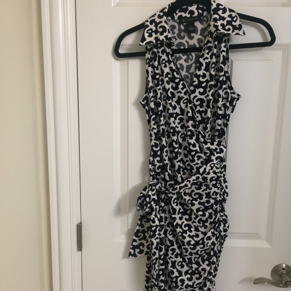 INC Sleeveless Navy and White Bodycon Dress